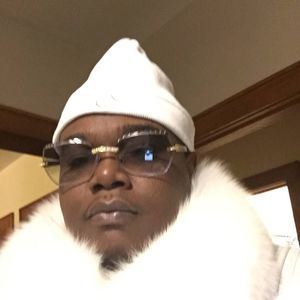 Meet your Posher, Stro